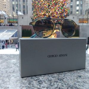 Still Christmas Sale: Giorgio Armani 8095
